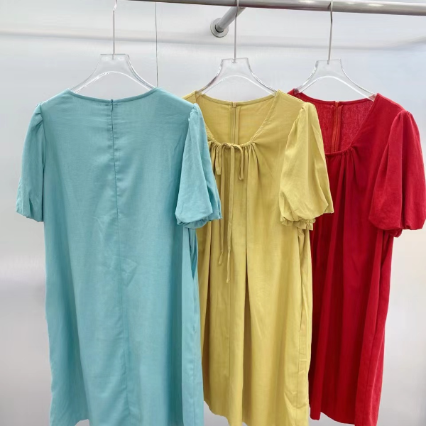 719四色泡泡袖长衫