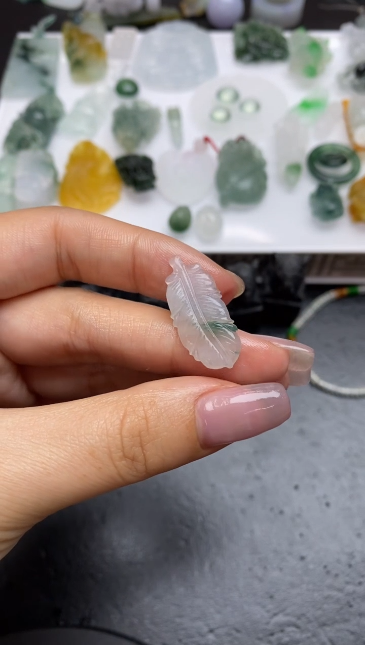 【闪购商品】定制翡翠未镶嵌翡翠毛货~