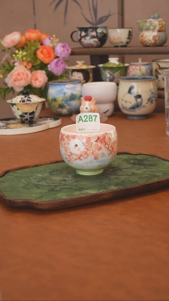 是泥吖  樱花小兔大蛋杯287