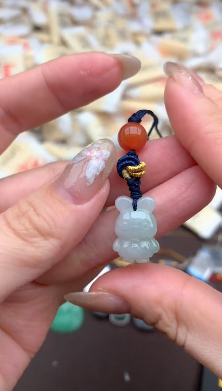 【闪购商品】翡翠挂件未镶嵌—