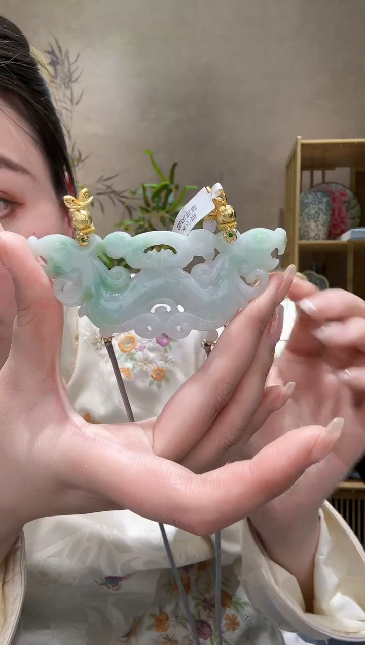 【闪购商品】翡翠颈饰未镶嵌吊坠