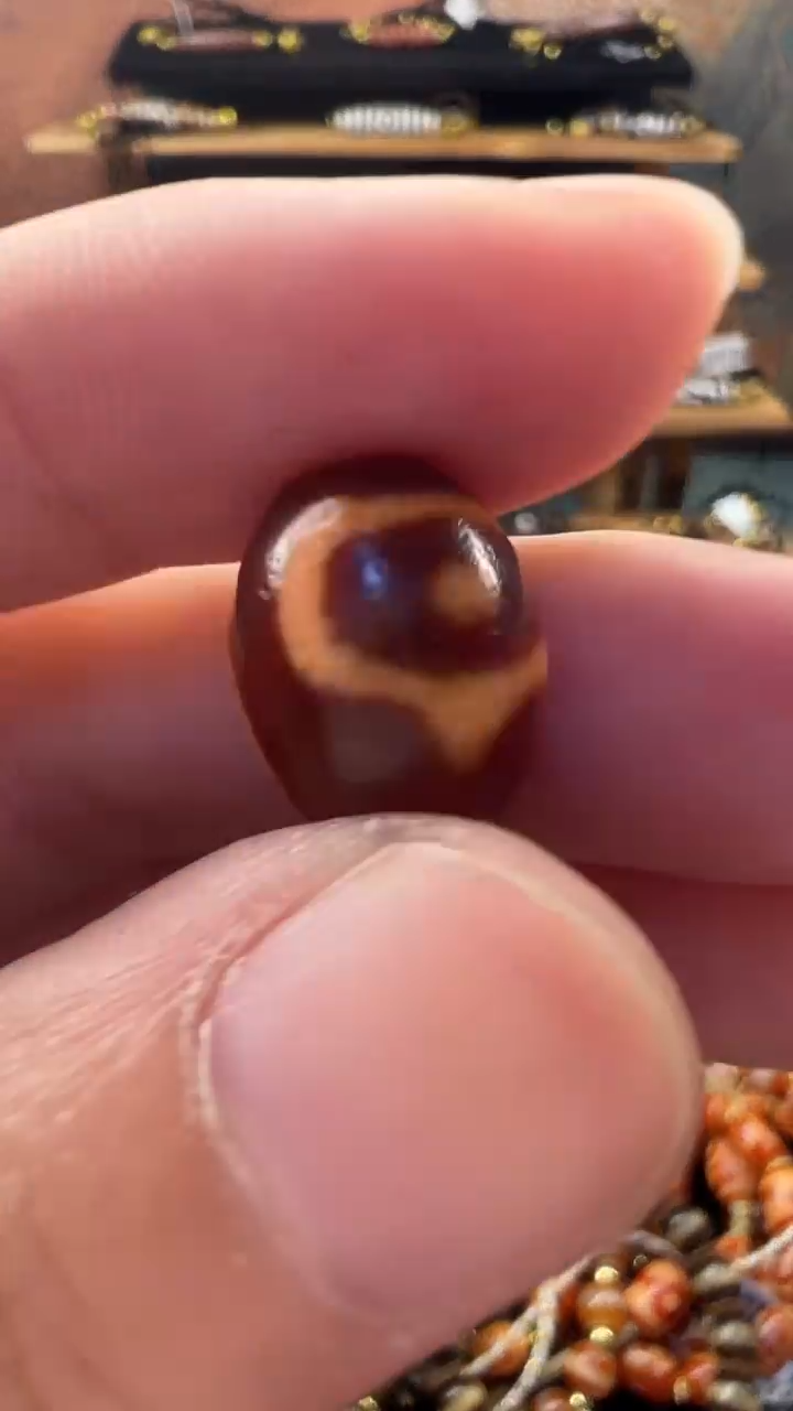 玛瑙/玉髓（覆膜）颈饰未镶嵌40(微瑕随机发货）