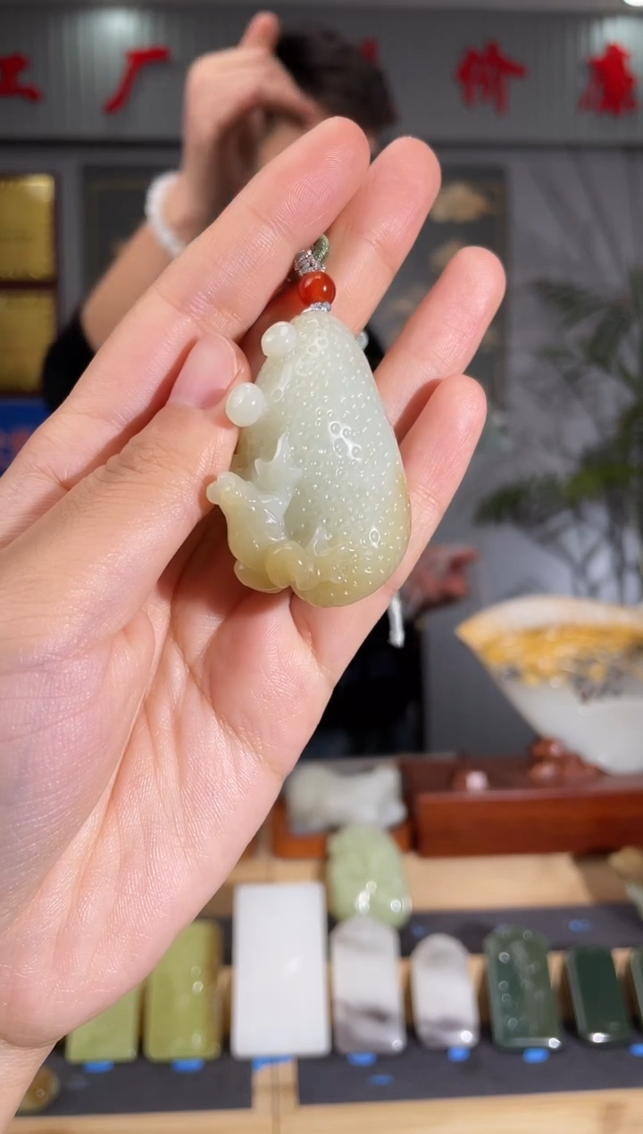 【闪购商品】和田玉颈饰未镶嵌拍一发一 多样性发货