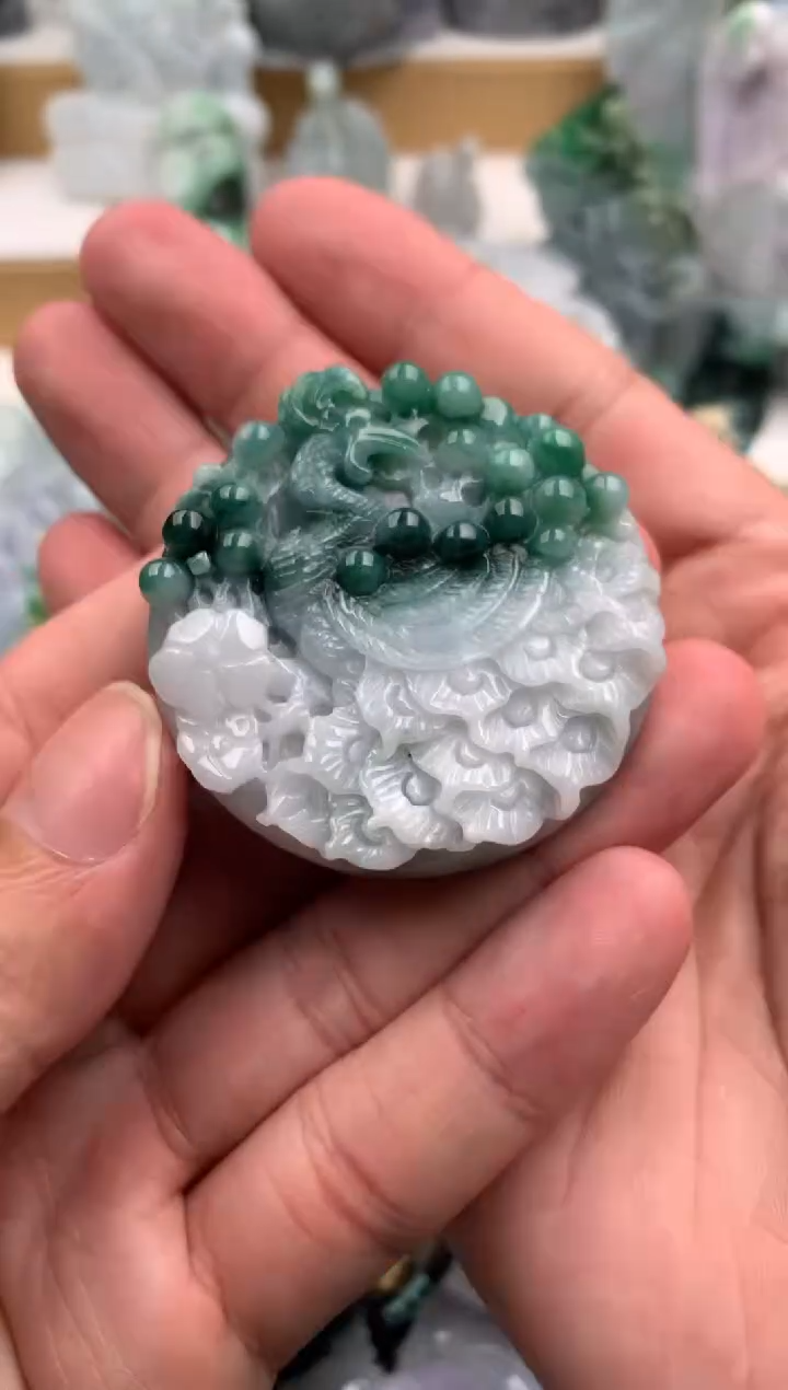 吊坠(不含链)未镶嵌翡翠1