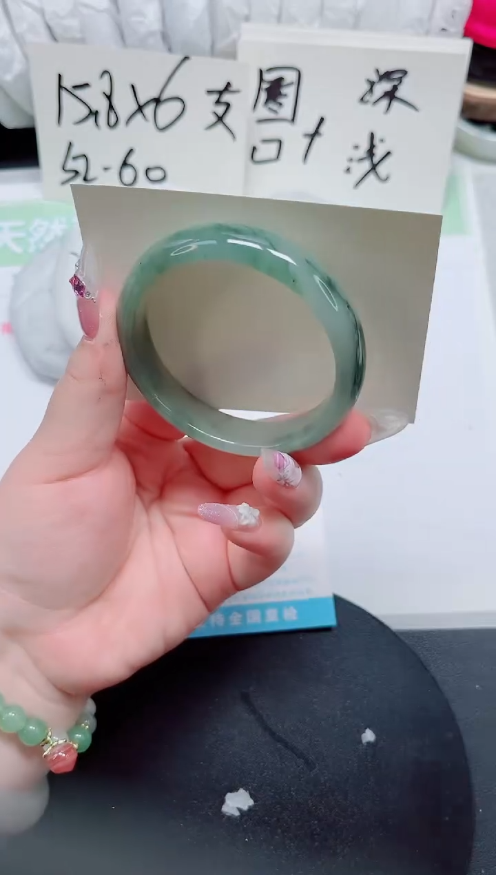 石英质玉手镯未镶嵌b69-圈口56-57