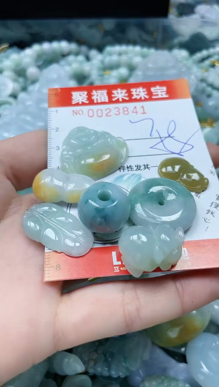 【闪购商品】翡翠吊坠(不含链)未镶嵌闪购0023841