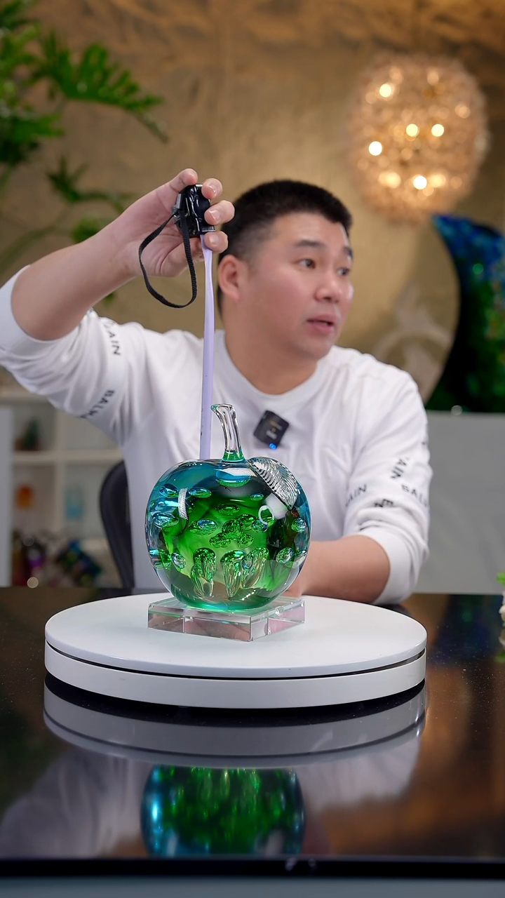 手工艺品琉璃蓝绿色设计款苹果摆件