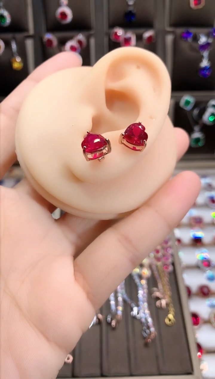 【闪购商品】红宝石耳饰银S925镶嵌玫瑰金8