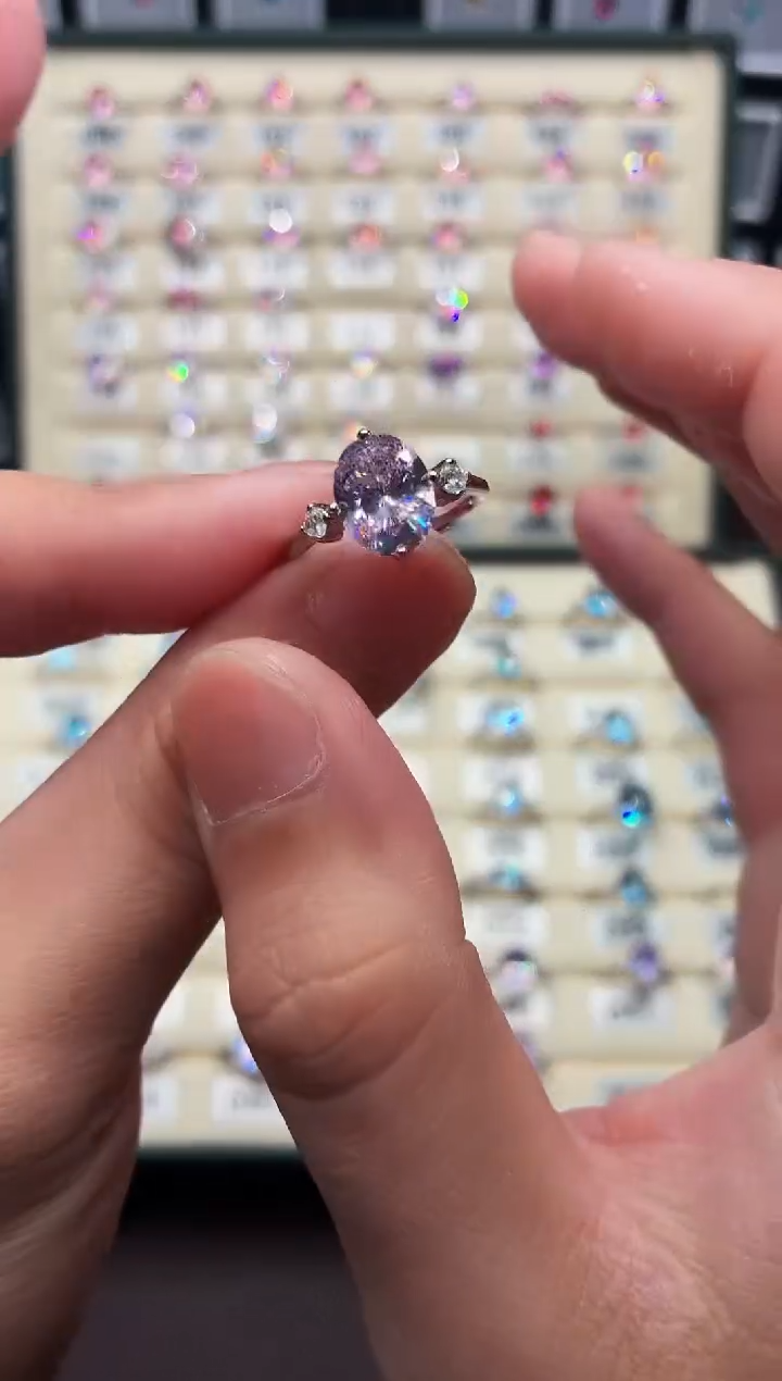 银S925镶嵌戒指绿柱石（摩根石）111