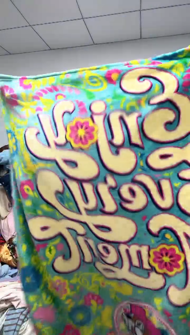 法兰绒1.8x1.2左右已主播介绍为准