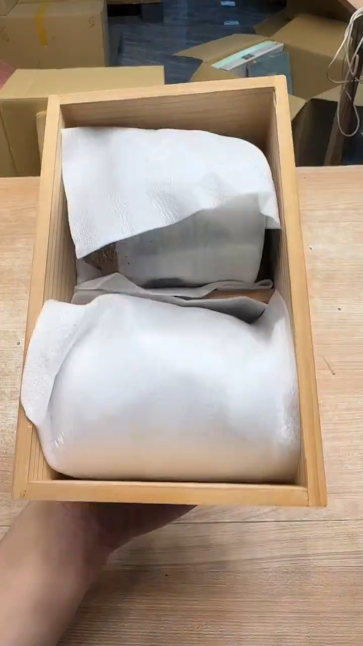 鼎****堂1697墨樱社专属定闪链接瓷