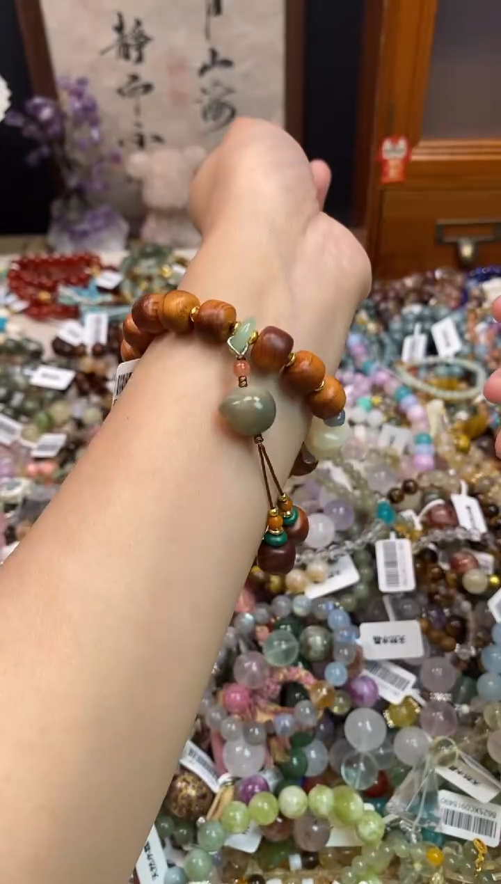 未镶嵌和田玉手饰488