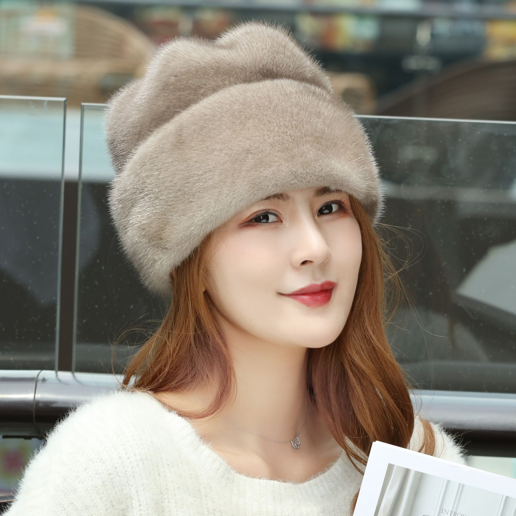 整张水貂皮帽子女士秋冬天时尚百搭逛街保暖包头护耳滑雪貂毛帽子