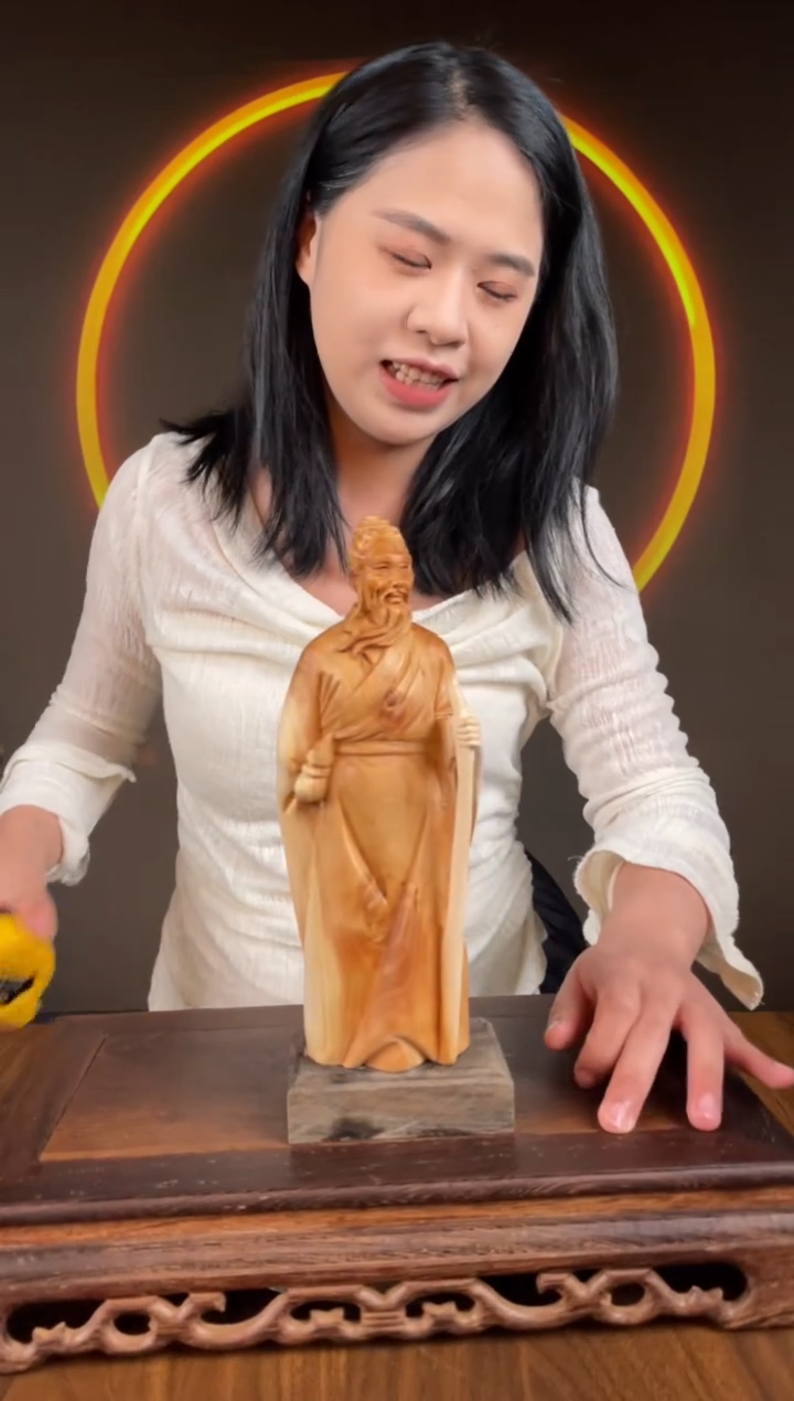 【闪购商品】柏木（崖柏）手工摆件,先抢先得!