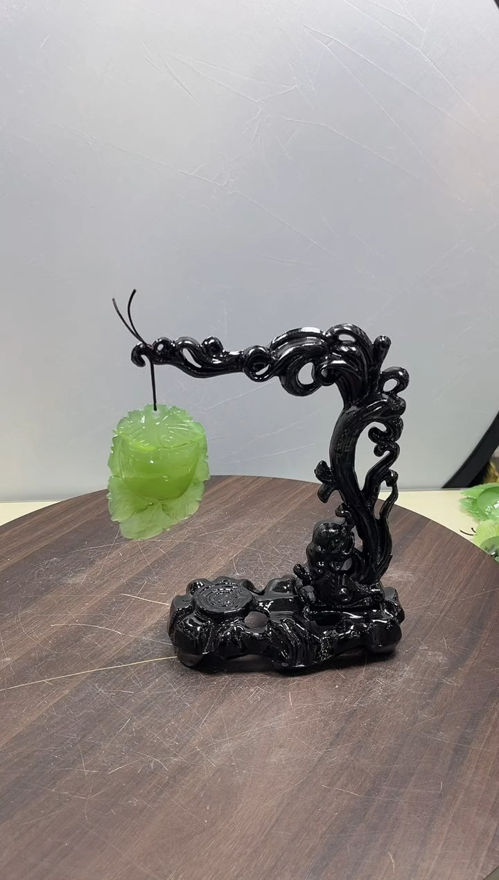 玉凤**流苹果家居摆件