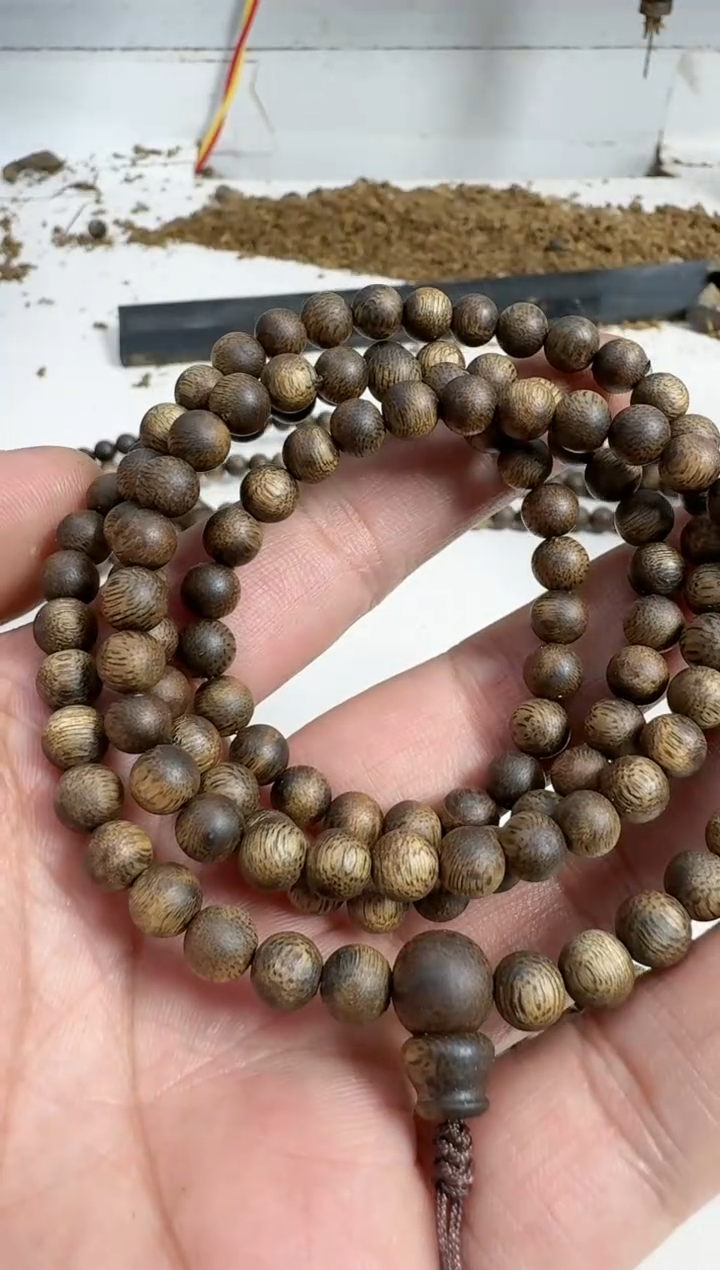 【闪购商品】沉香手串乌身0.6规格多圈