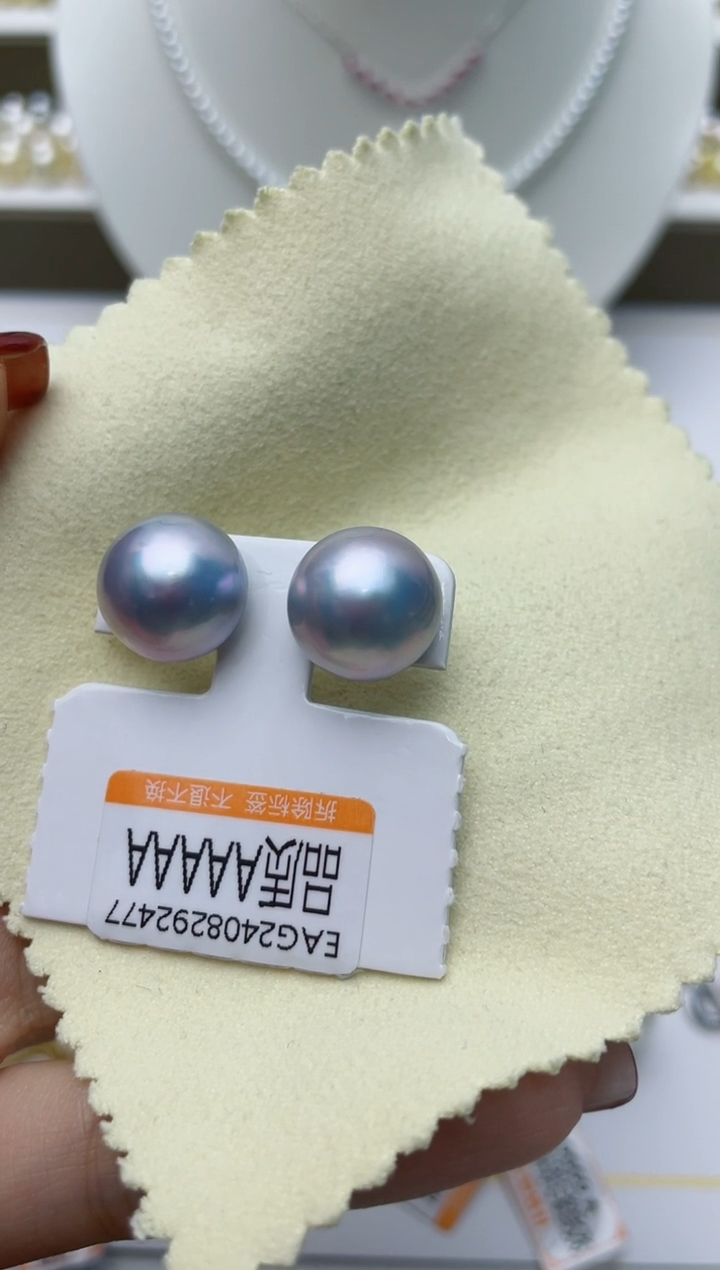 【闪购商品】拼合珍珠（马贝珠）耳饰18K金镶嵌W81