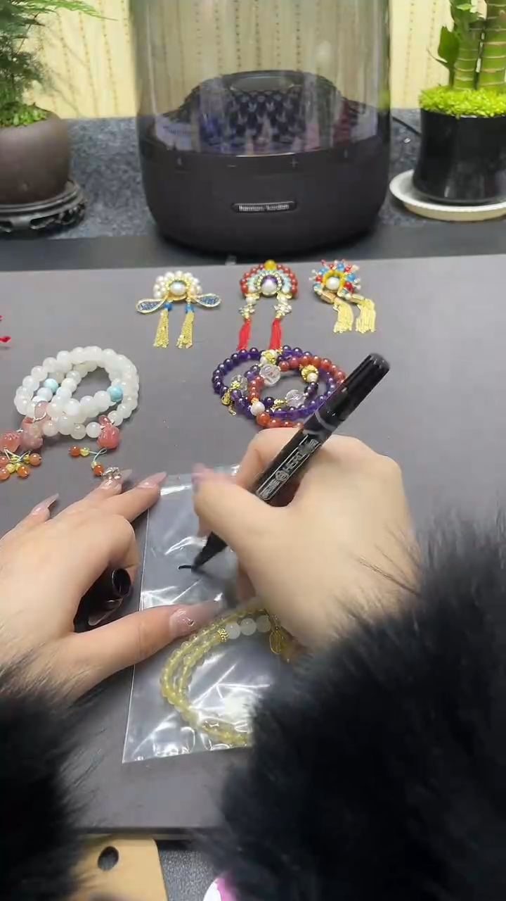 【闪购商品】水晶手链合金水晶手链浮力048