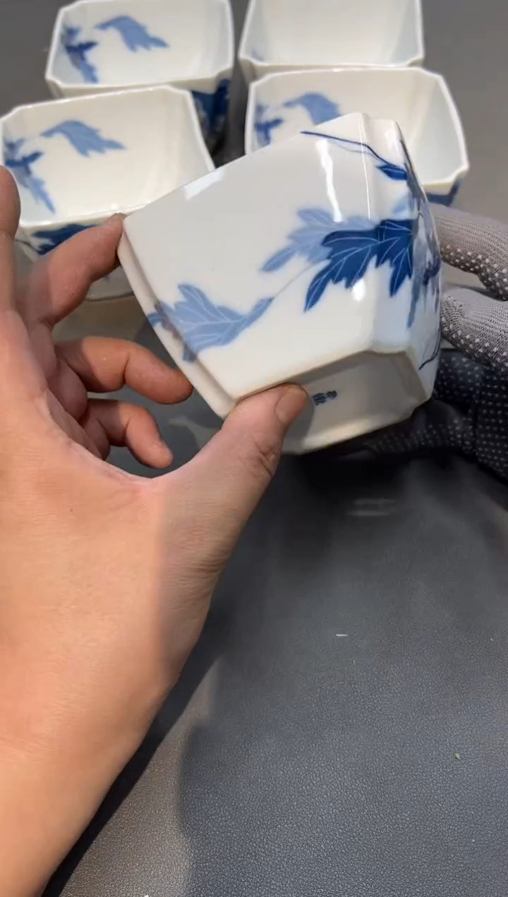 陶瓷赤***呀工艺品小四孤品收藏