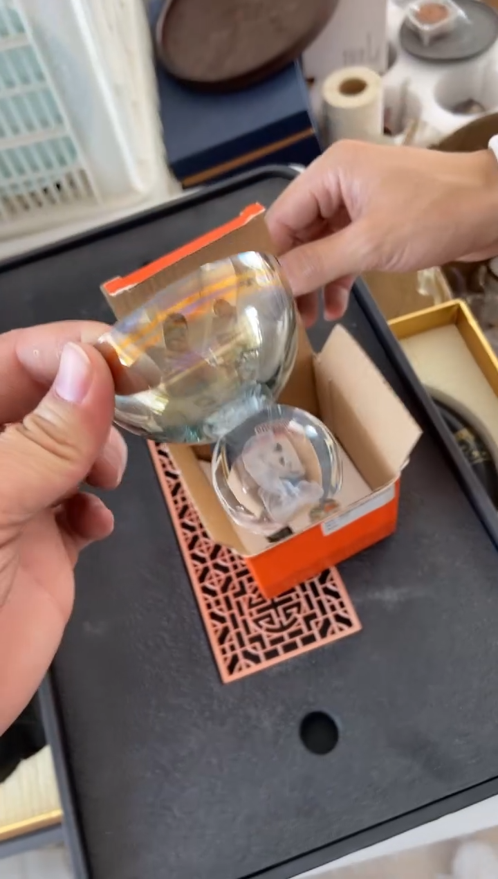 杯无运费险有瑕疵的摄影的产品有使用过的痕迹有点脏介意勿拍