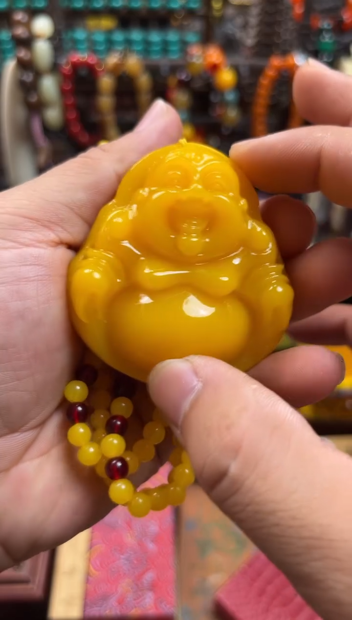 未镶嵌颈饰蜜蜡黄蜜弥勒