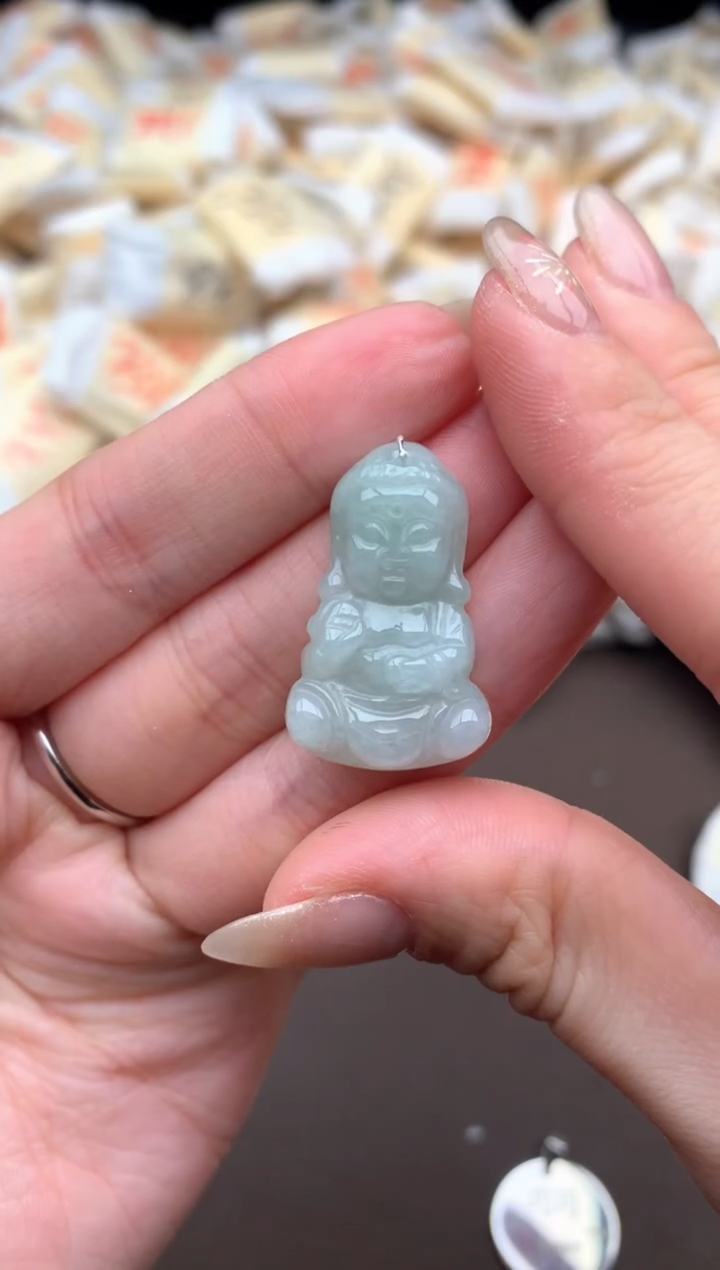 【闪购商品】翡翠挂件未镶嵌一