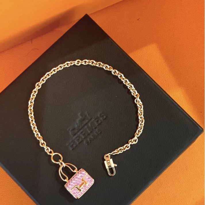 95新 Hermes/爱马仕 【念念特价】 康康粉钻手链 新款锁扣 