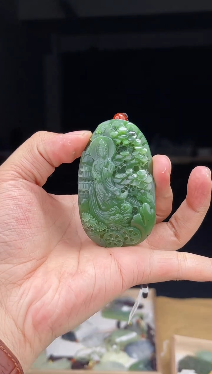 颈饰未镶嵌和田玉1