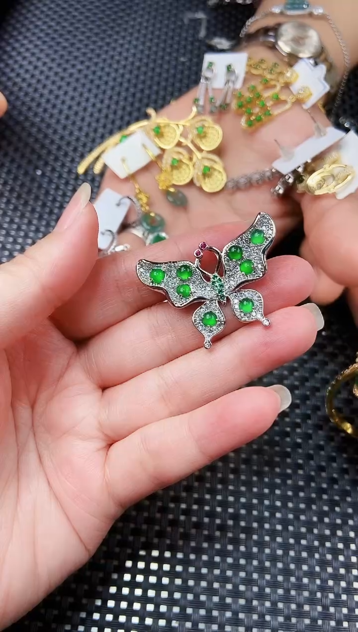 【闪购商品】翡翠吊坠(不含链)未镶嵌111111111