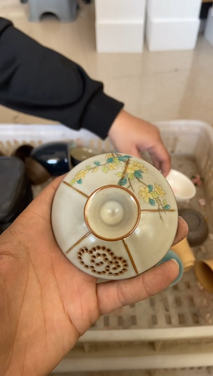 杯无运费险有瑕疵的摄影的产品有使用过的痕迹有点脏介意勿拍杯