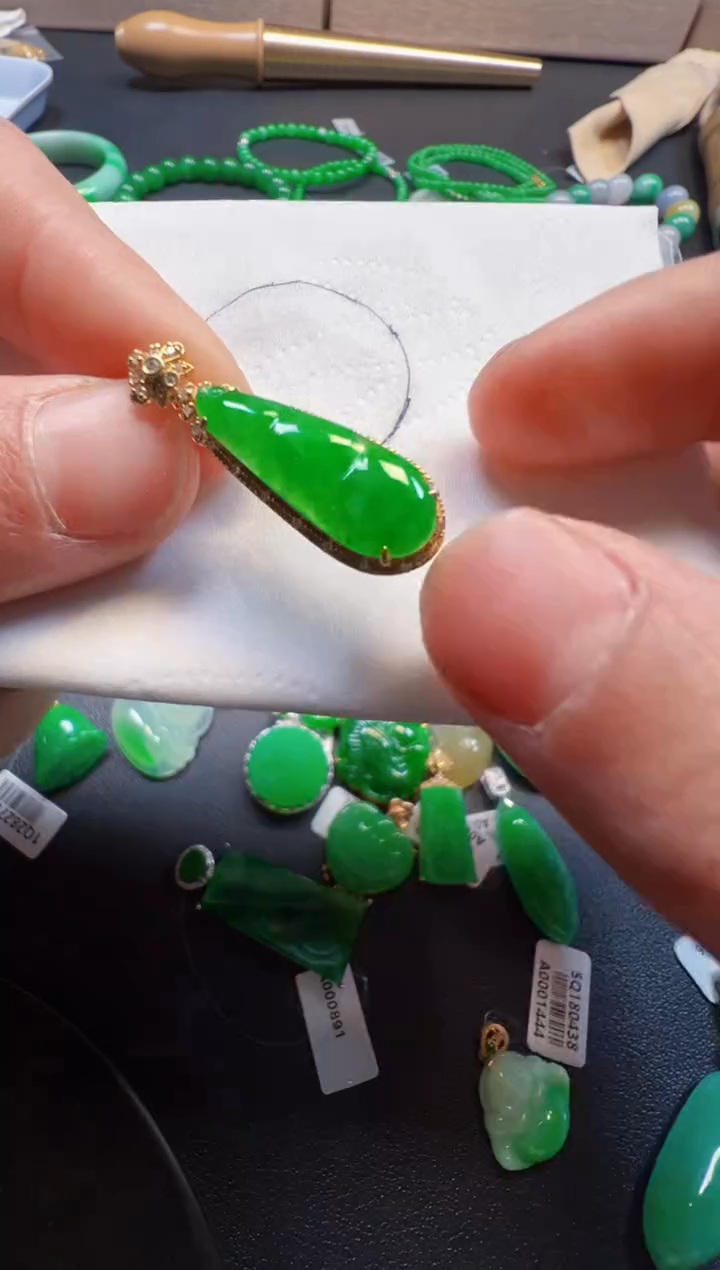 【闪购商品】定制翡翠18K金镶嵌3600一