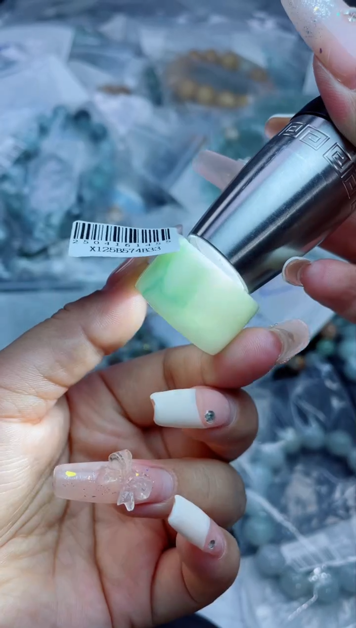 翡翠戒指未镶嵌戒圈