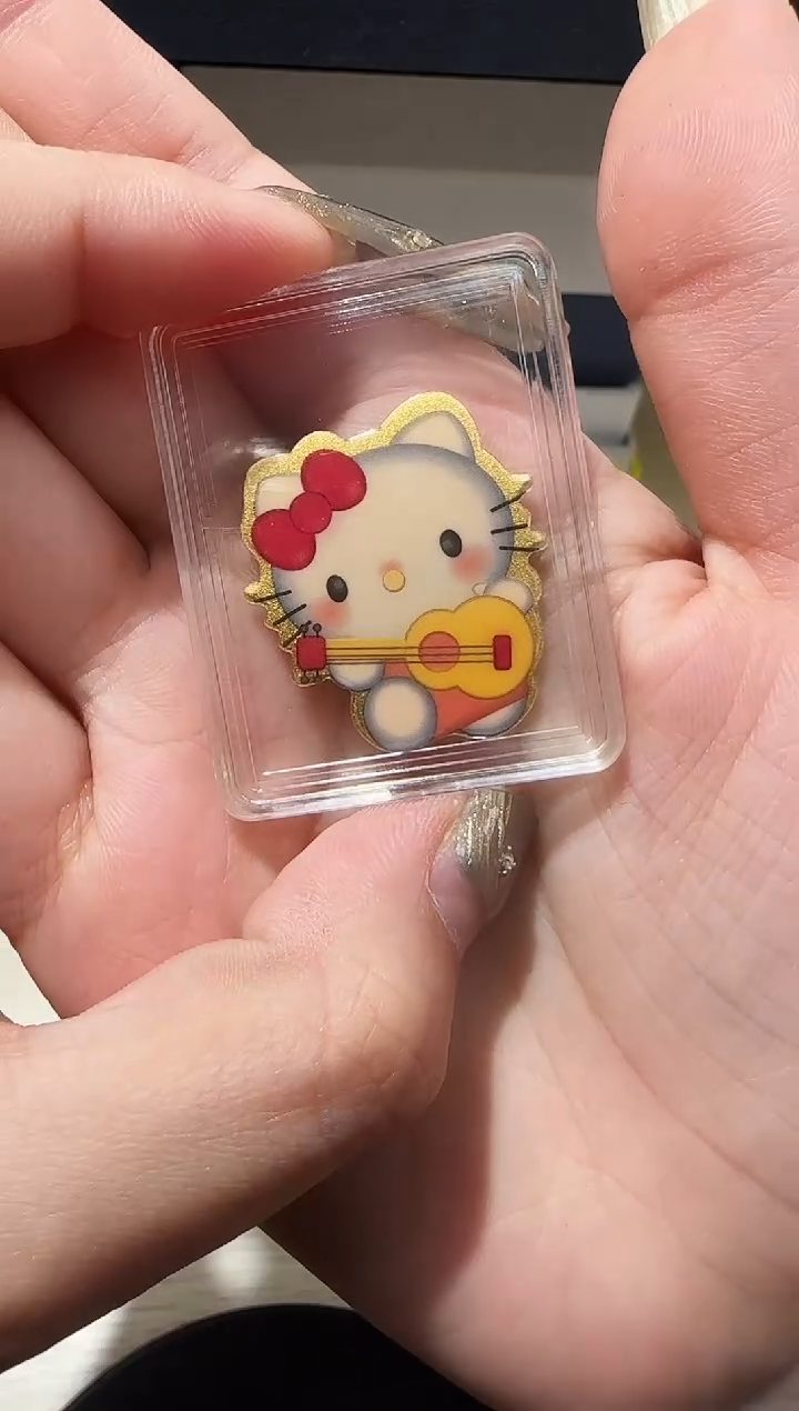 未镶嵌0钻石小**子4564654645