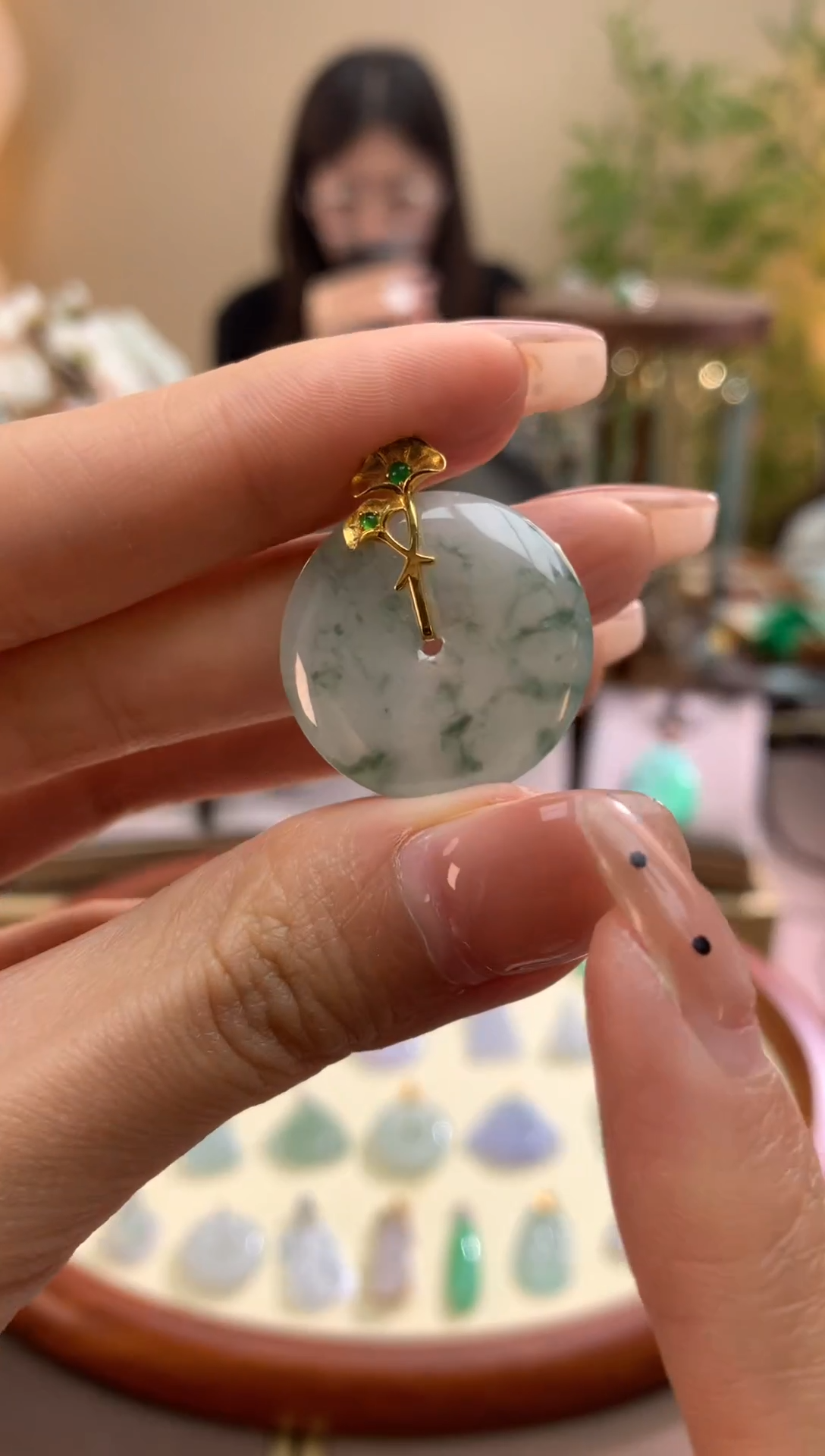 【闪购商品】翡翠颈饰18K金镶嵌平安扣