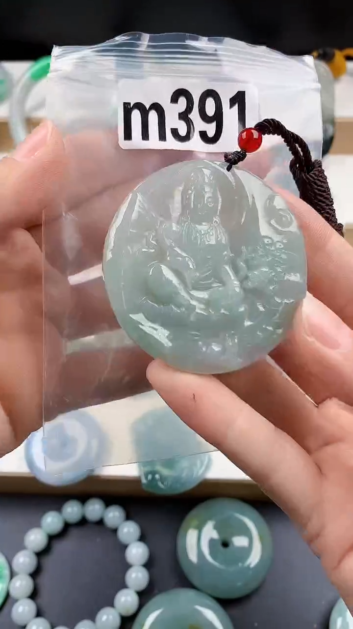 颈饰未镶嵌翡翠天然翡翠吊坠挂件