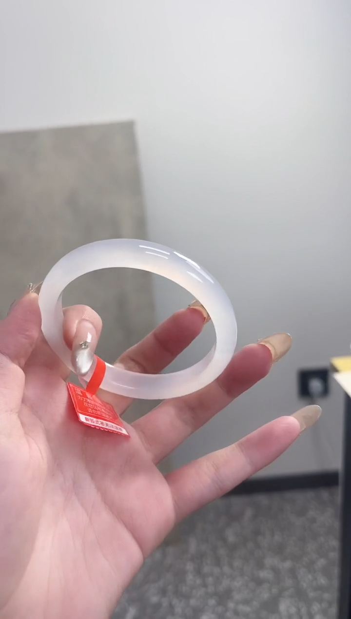 【闪购商品】玛瑙/玉髓手镯未镶嵌57-58圈 需要包容