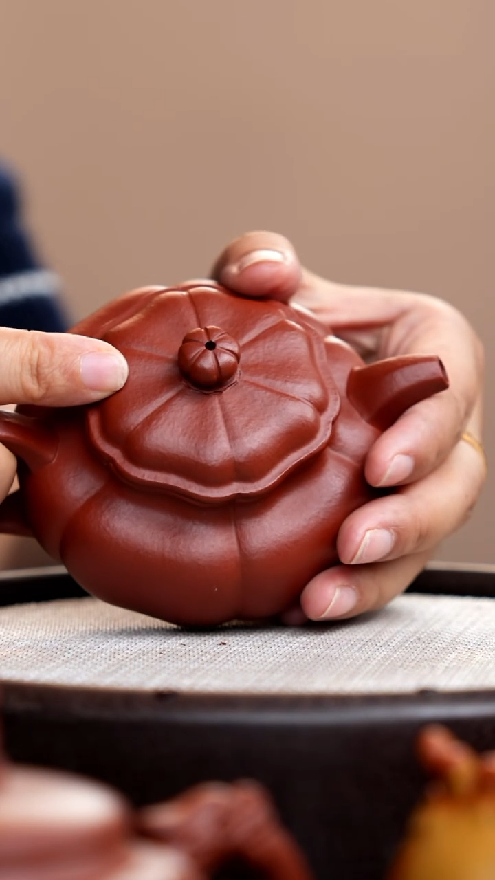 茶壶紫砂朱泥葵仿古