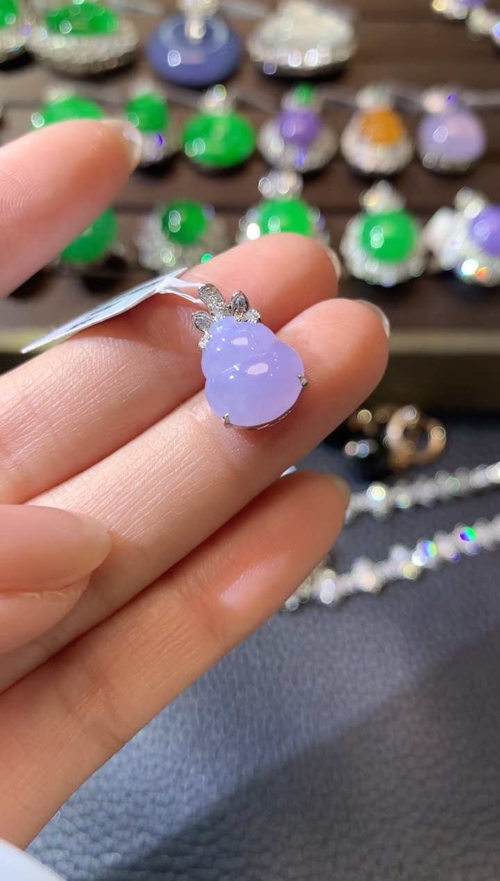 【闪购商品】翡翠吊坠(不含链)18K金镶嵌D19紫货有一定色差