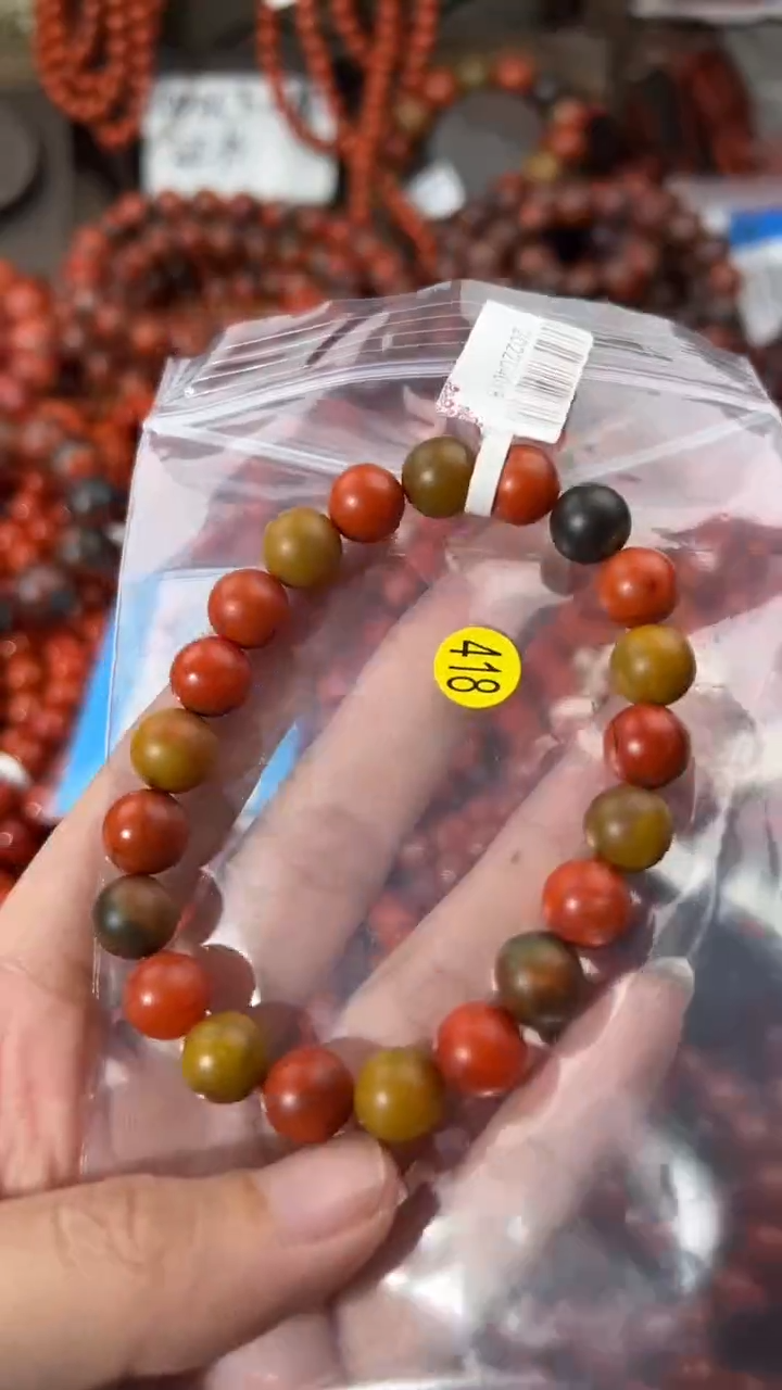 南红玛瑙手串未镶嵌9+