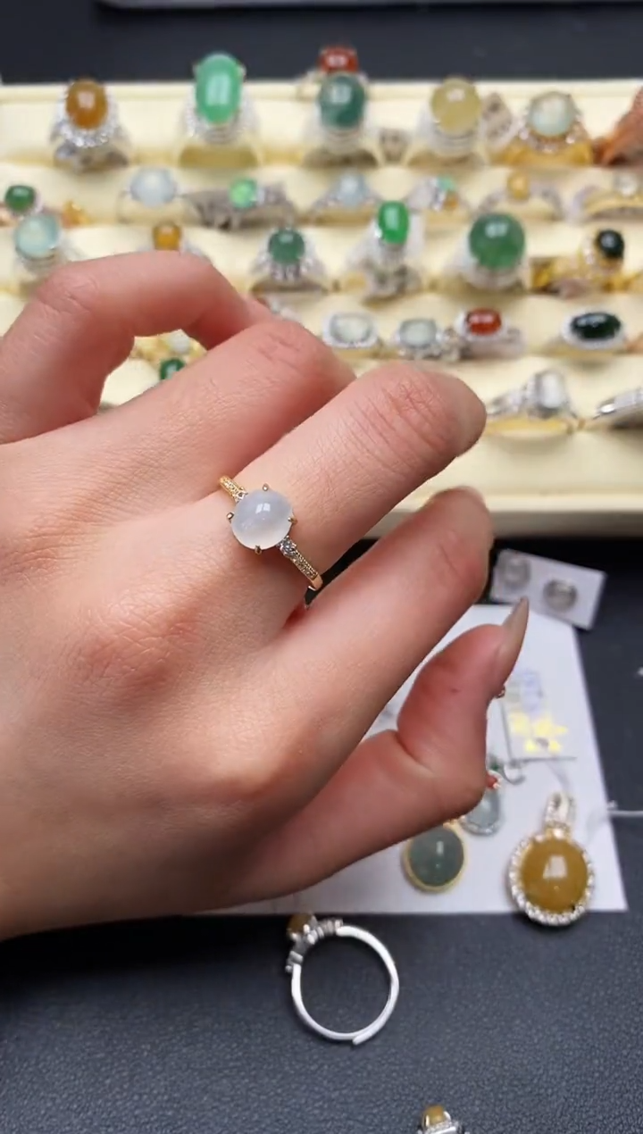 【闪购商品】翡翠戒指银S925镶嵌2222222+6