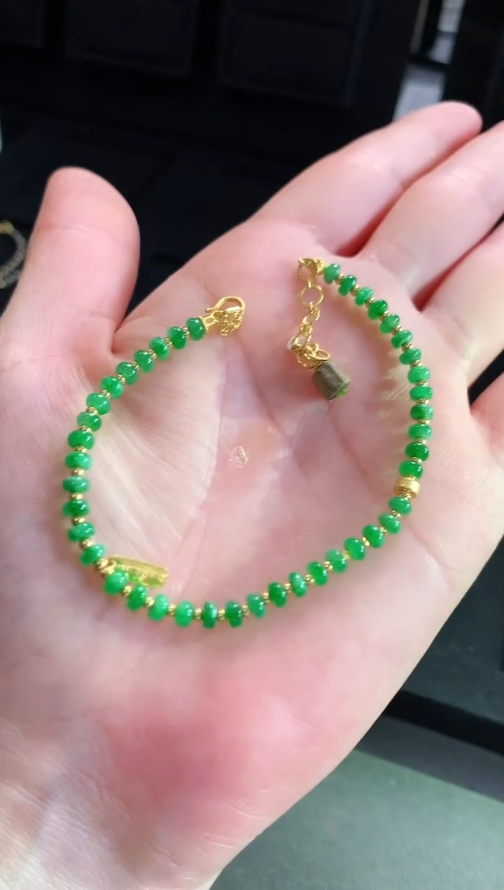 18K金镶嵌翡翠手链手链