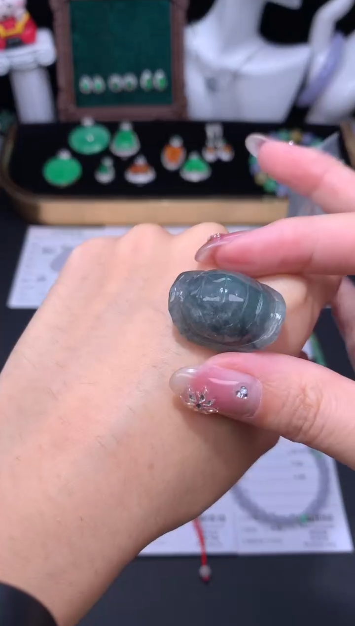 未镶嵌定制翡翠48小时鉴赏期 退货不扣服务费