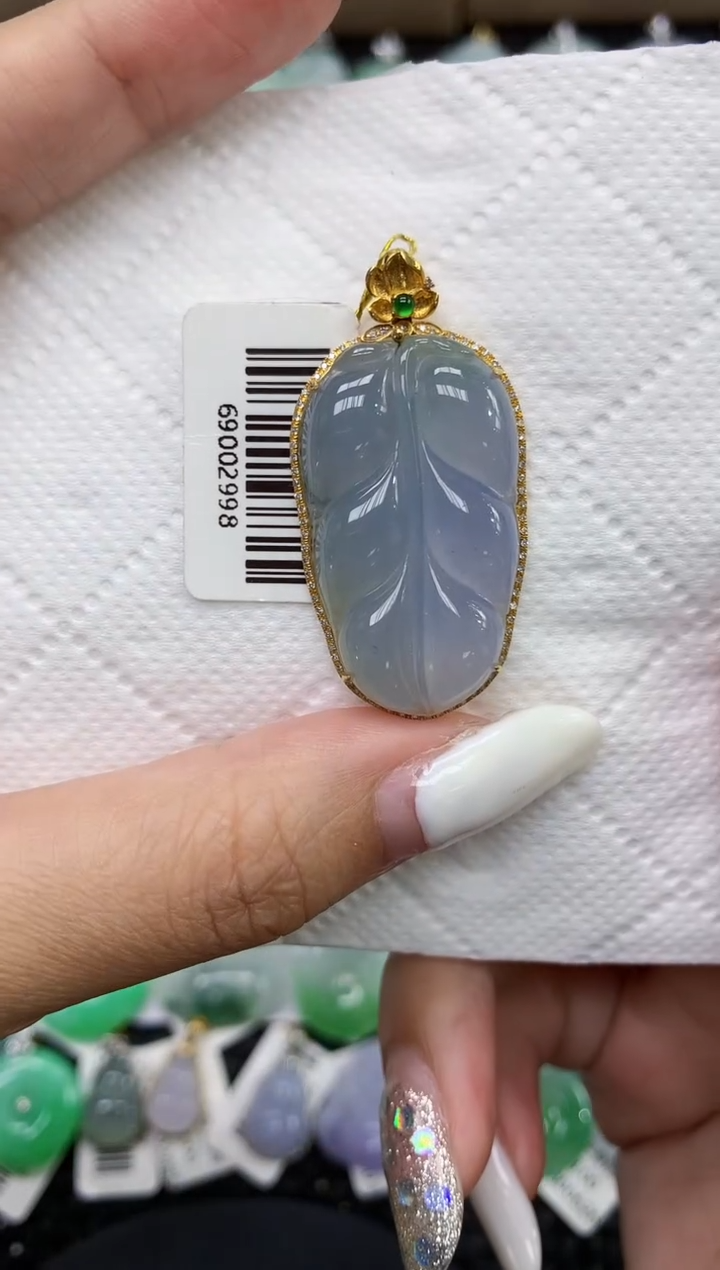颈饰18K金镶嵌翡翠11111111111