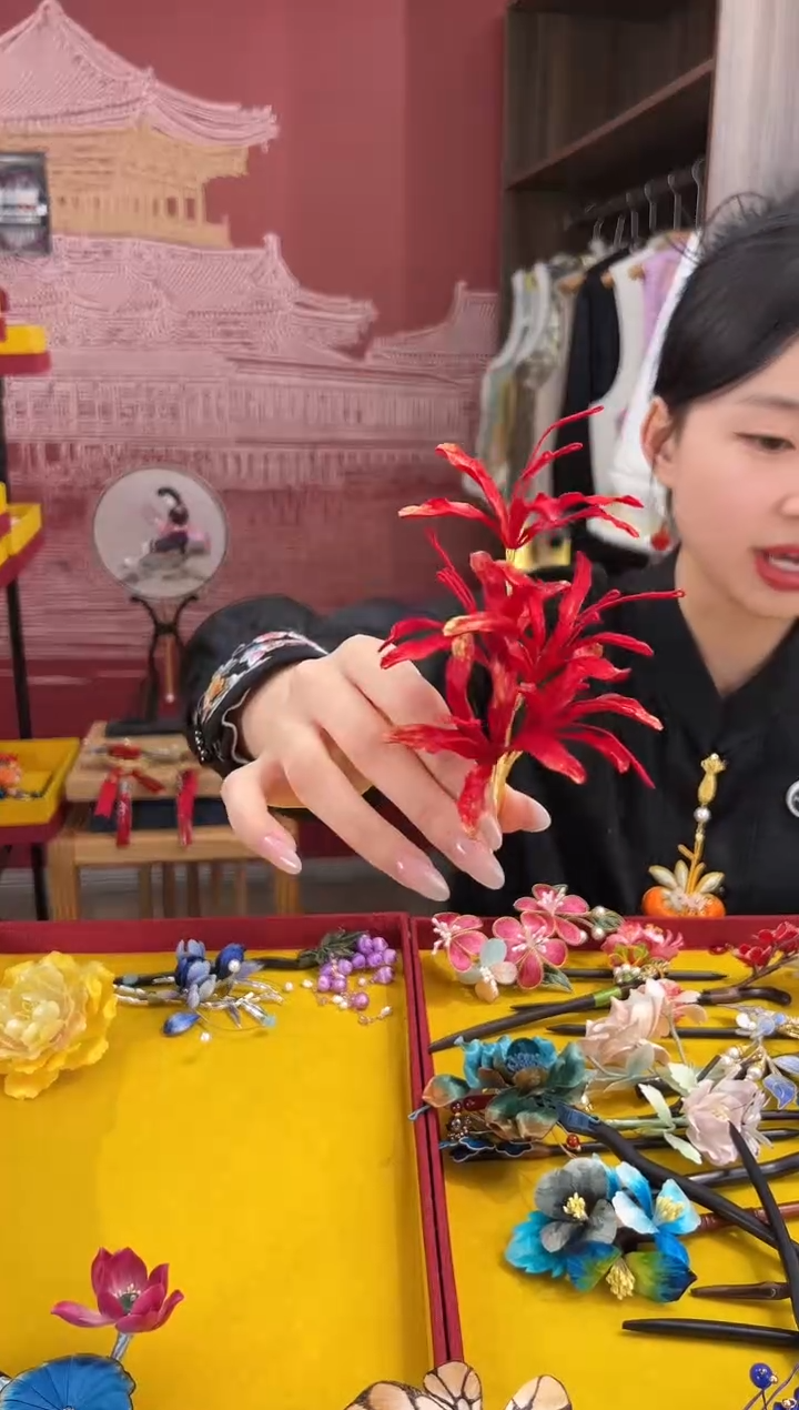 【闪购商品】刺绣非遗绒花（发饰）