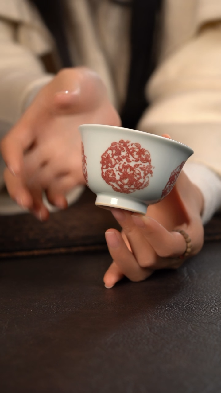 【闪购商品】杯贵红窑釉里红团寿压手杯