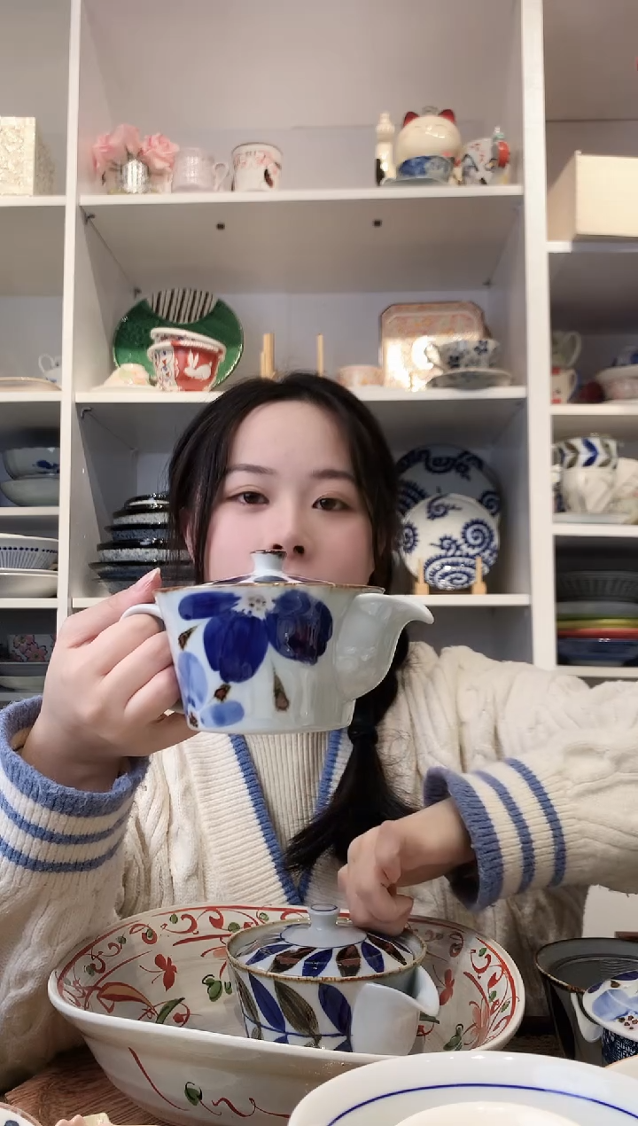 陶瓷翔芳窑茶壶300ml