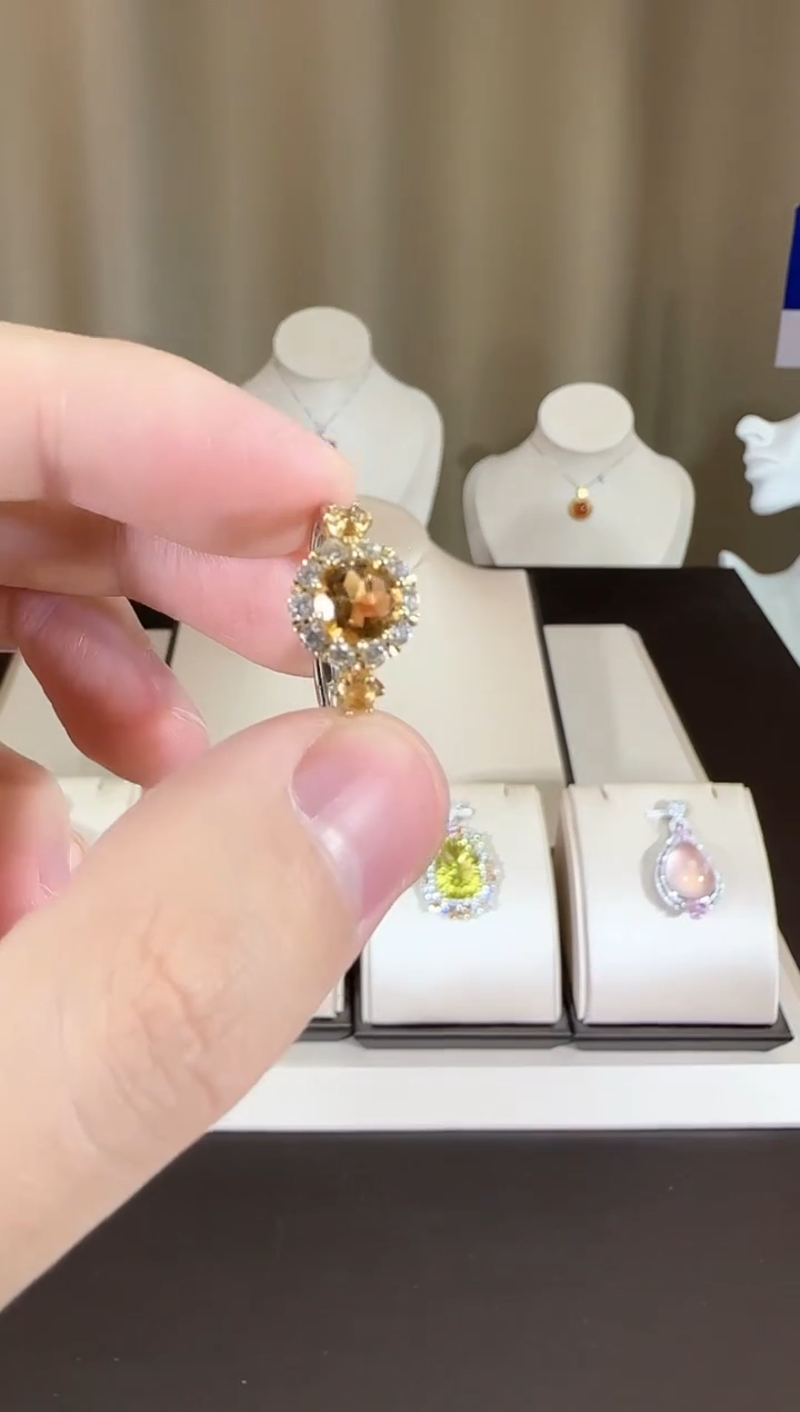 【闪购商品】黄晶戒指银S925镶嵌7mm精致