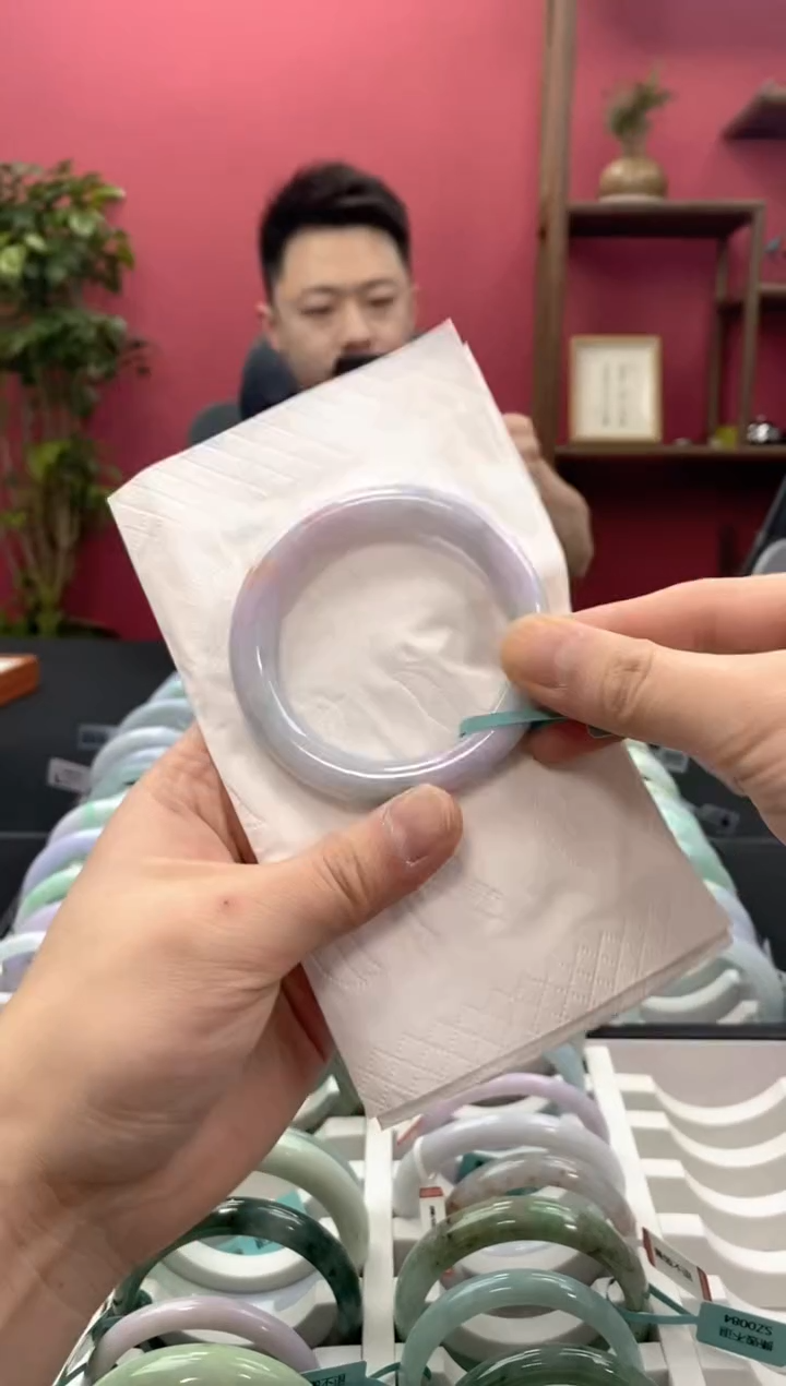 【闪购商品】翡翠手镯未镶嵌000046014