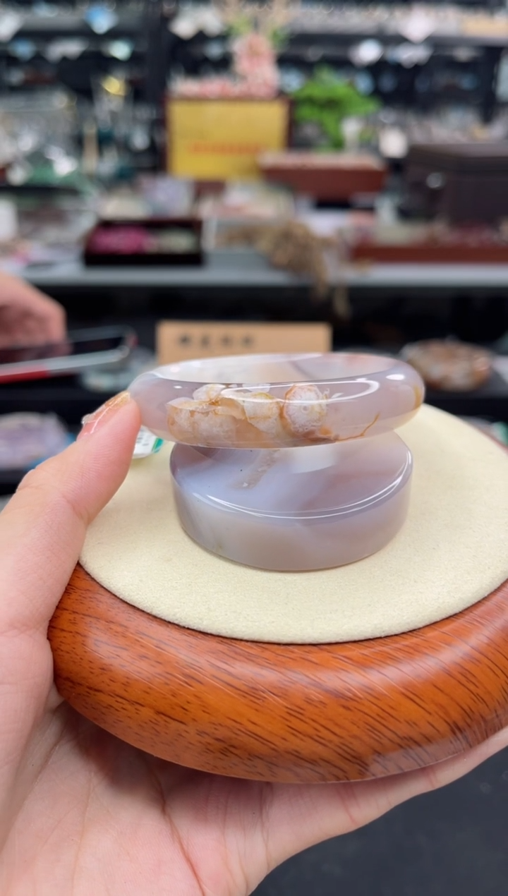 【闪购商品】石英质玉手镯未镶嵌53圈口（赠品镯心）3660184