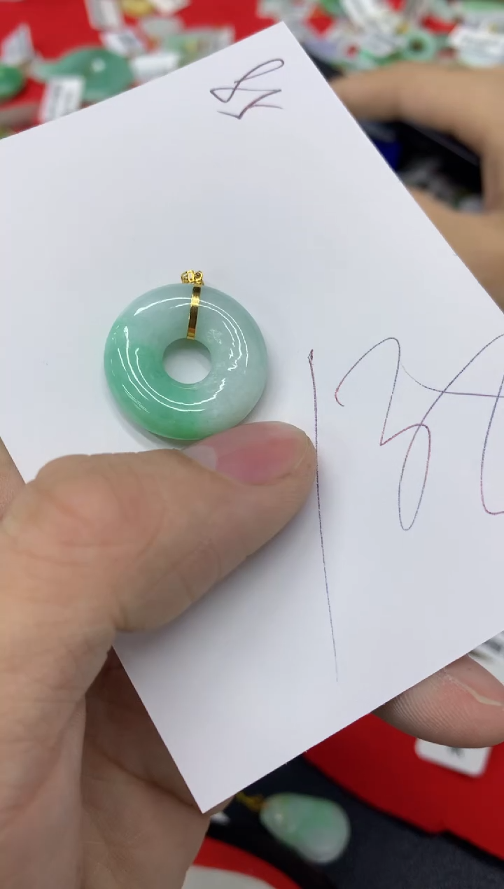 【闪购商品】翡翠颈饰18K金镶嵌1111111111